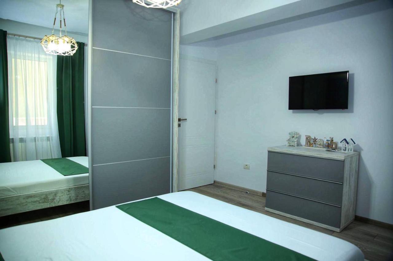 Myamar Apartment Mamaia Exterior photo
