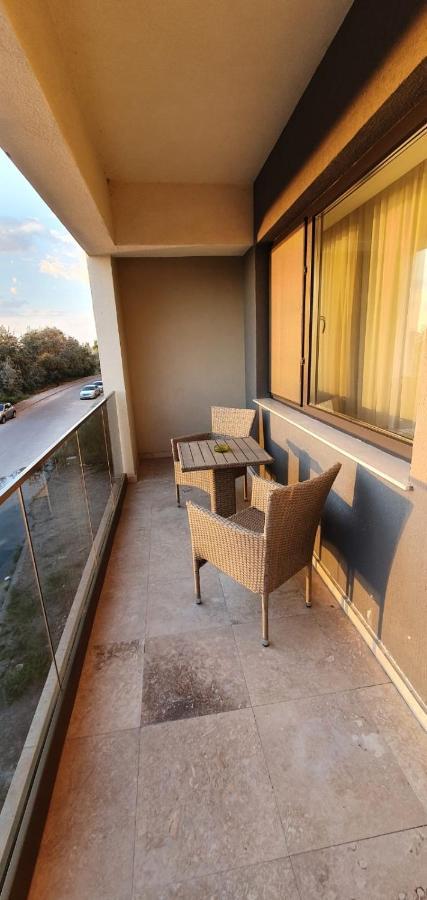 Myamar Apartment Mamaia Exterior photo