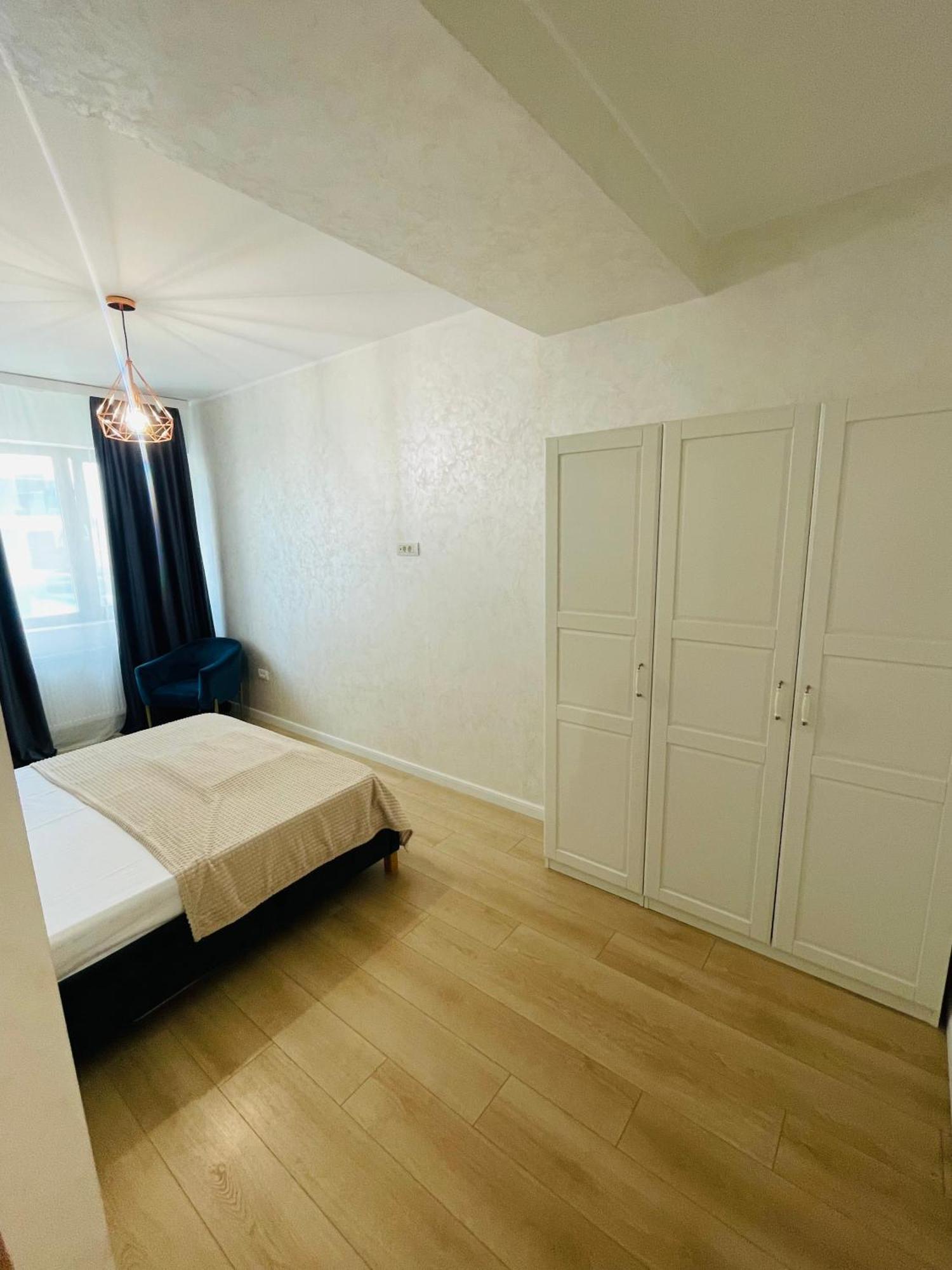 Myamar Apartment Mamaia Exterior photo