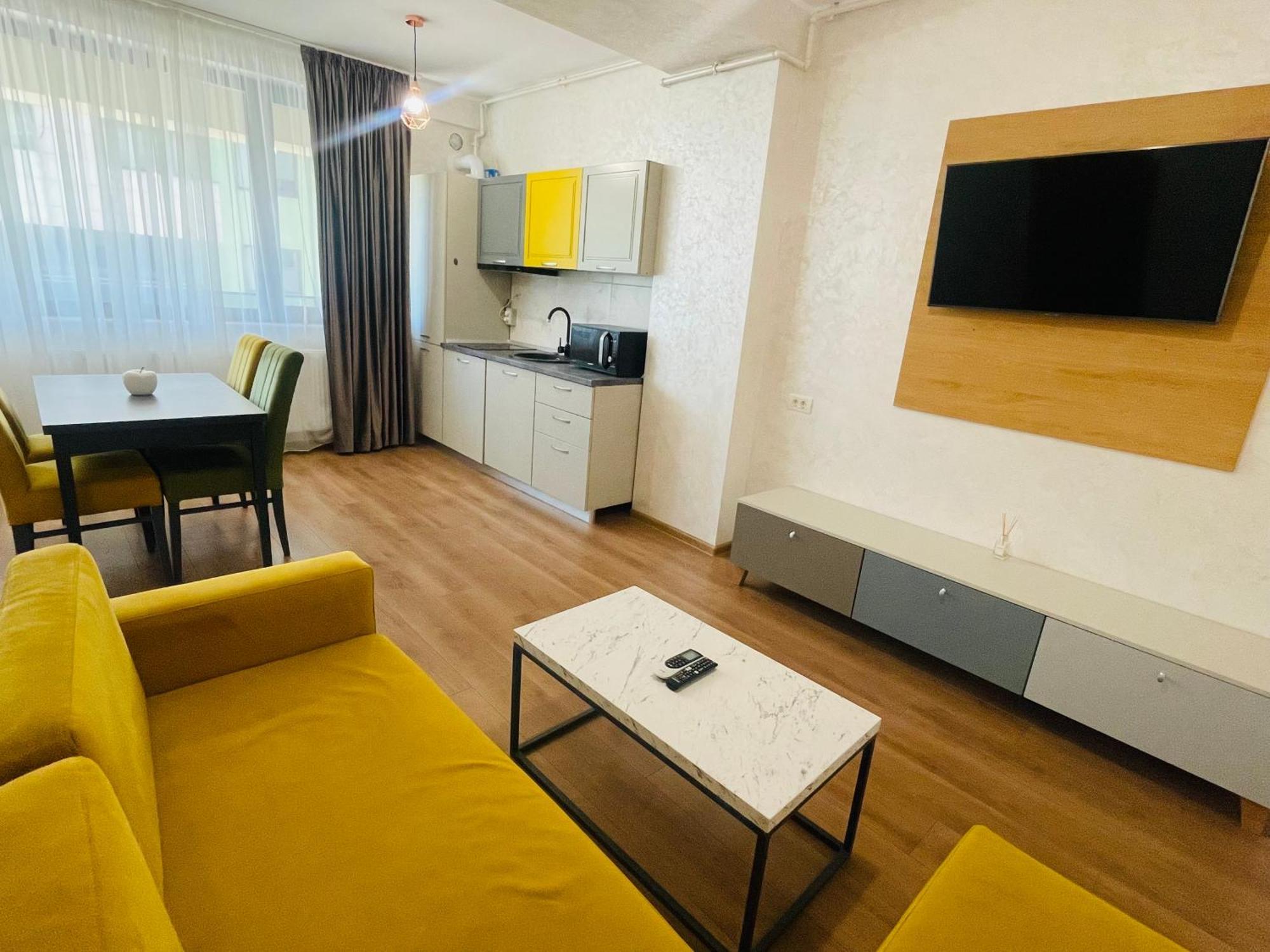 Myamar Apartment Mamaia Exterior photo